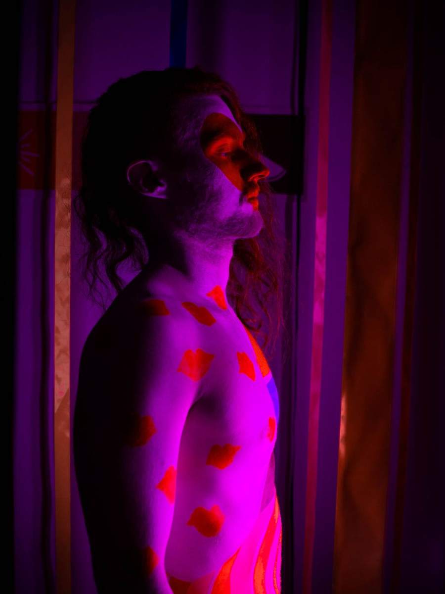 AGATHA RUIZ DE LA PRADA — editorial